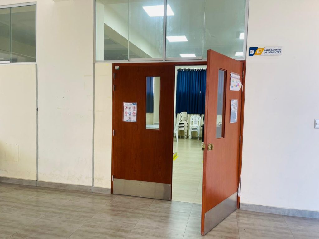 ENTRADA_LAB. COMPUTO IC